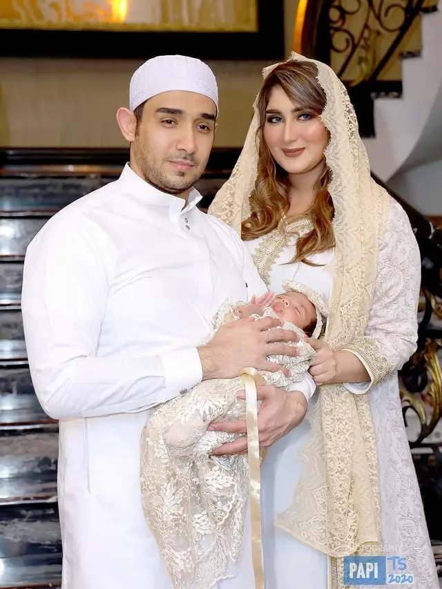7 Momen Akikah Putri Tania Nadira dan Abdulla Alwi, Dekorasi Mewah dan Tampil Glamor