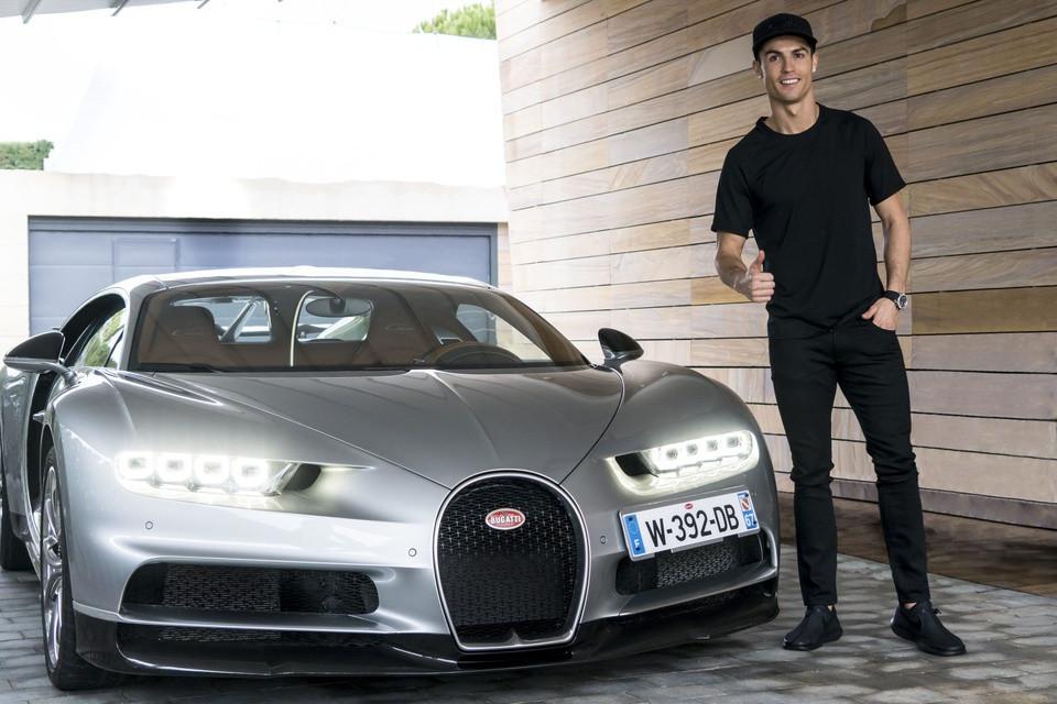 Cristiano Ronaldo (motor1.com)