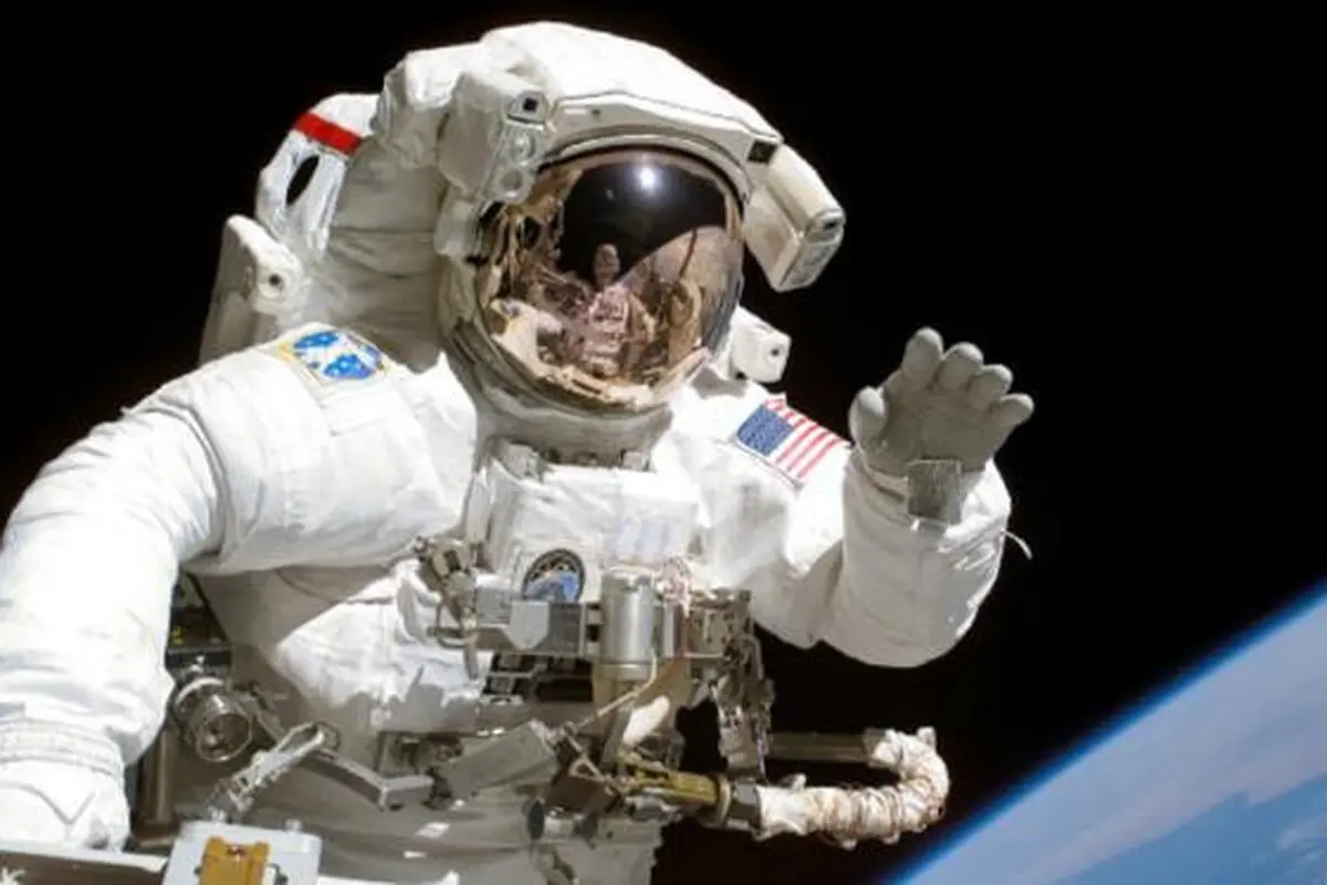 Ilustrasi astronot