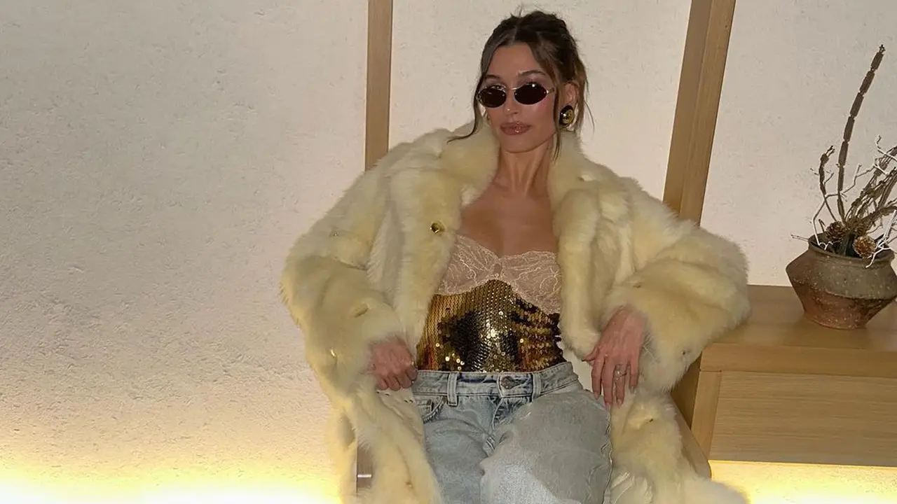 Hailey Bieber