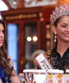 Iris Mittenaere Miss Universe 2016 memiliki banyak kesan selama beberapa hari di Indonesia. Gadis asal Prancis itu sangat berkesan dengan kulines khas Indonesia. (Adrian Putra/Bintang.com)