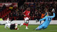 Antony Tampak Tak Antusias Rayakan Gol Wout Weghorts, Gara-gara Peluangnya Gagal?