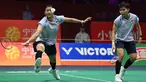 Ganda putri Indonesia, Amallia Cahaya Pratiwi (kiri) dan Siti Fadia Silva Ramadhanti (kanan) saat bertanding melawan Rin Iwanaga/Kie Nakanishi (Jepang) pada babak perempat final Kejuaraan Bulu Tangkis Asia 2026 di Ningbo, provinsi Zhejiang, Tiongkok Timur pada Jumat 10 April 2026. Ganda putri Indonesia, Amallia Cahaya Pratiwi dan Siti Fadia Silva Ramadhanti memastikan melaju ke babak semifinal. (CN-STR/AFP) / China OUT