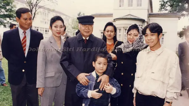 6 Potret Lawas Wiratama Hadi Anak Mamiek Soeharto dan Kakek, Kini Jarang Tersorot