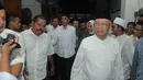 Para Santri terus berusaha melihat sosok Jokowi yang akan maju dalam pilpres 9 Juni mendatang (Liputan6.com/Herman Zakharia)