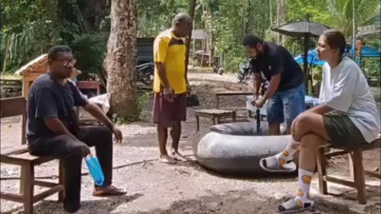 Wisata Kali Manainumi Serui
