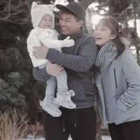 Banyak anak selebriti yang juga kebanjiran endorsement. Selain ada yang membuka untuk sang buah hati, tapi ada juga yang tak terima endorsement untuk anaknya. Begitu juga anak pasangan Chelsea Olovia dan Glenn Alinskie. (Instagram/chelseaoliviaa)