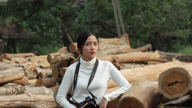 Jarang Tersorot, Ini 6 Potret Cantik Angela Ci Kekasih Dodit Mulyanto