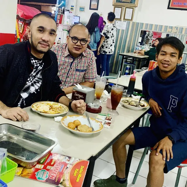 Baru Berulang Tahun, Ini 6 Potret Terbaru Enji Mantan Suami Ayu Ting Ting
