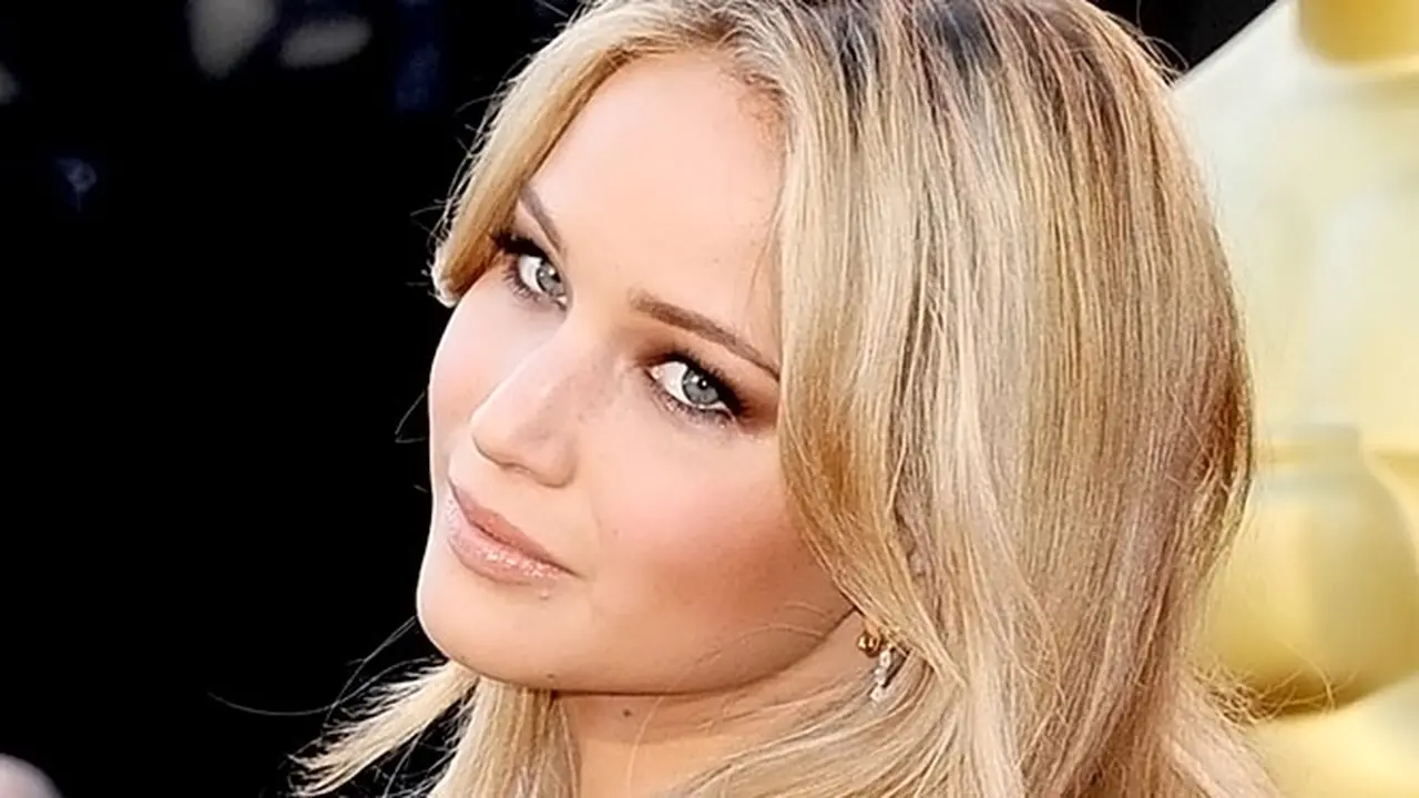 jennifer-lawrence-131117b.jpg