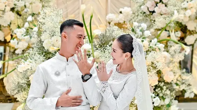 Portet Gagah Calon Suami Ayu Ting Ting, Muhammad Fardhana