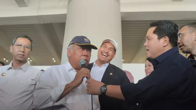 Menteri Pekerjaan Umum dan Perumahan Rakyat (PUPR) Basuki Hadimuljono bersama Menteri BUMN Erick Thohir, Menpora Dito Ariotedjo dan Pj Gubernur DKI Jakarta Heru Budi Hartono saat meninjau JIS.