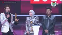 Dilema Ciptaan Lesti Kejora-Rizky Billar Menangkan Penghargaan Lagu Dangdut Terpopuler IDA 2025