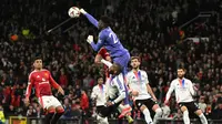 Ruben Amorim Sindir Fans MU yang Tinggalkan Old Trafford Saat Tertinggal 2-4 dari Lyon