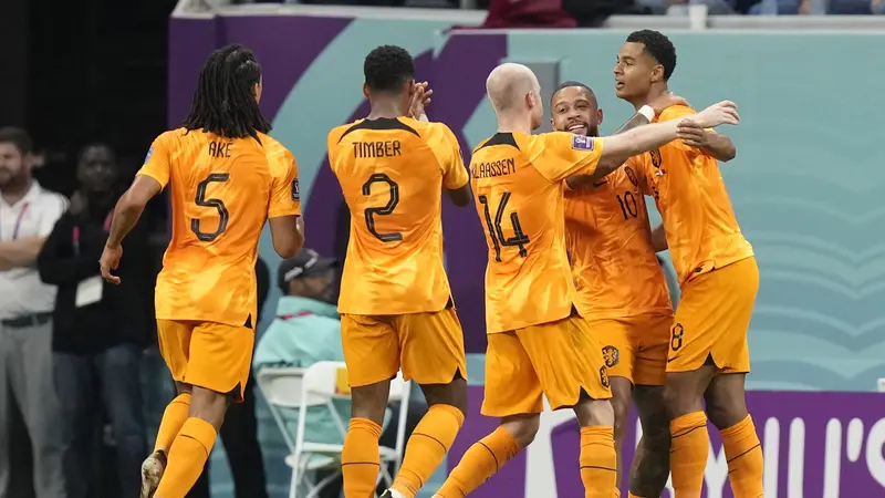 Selebrasi pemain Belanda saat melawan Qatar di laga terakhir Grup A Piala Dunia 2022