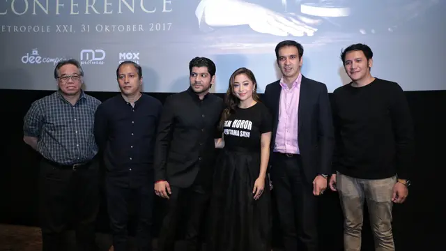 [Bintang] Nikita Willy di Gasing Tengkorak