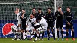 Hingga 2 November lalu, El Real telah memainkan 16 laga, dengan 11 di antaranya meraih kemenangan, dan sisanya berakhir imbang. (AFP/Odd Andersen)