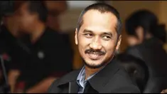 Pimpinan nonaktif Komisi Pemberantasan Korupsi (KPK), Abraham Samad, akan diperiksa kembali oleh penyidik Badan Reserse Kriminal (Bareskrim) Polri. Samad Diperiksa sebagai tersangka, dalam kasus dugaan penyalahgunaan wewenang. 