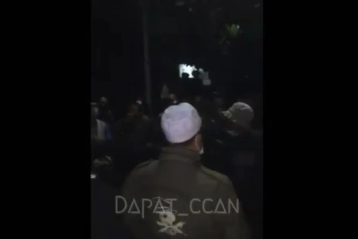 Warga Geruduk Aliran Sesat
