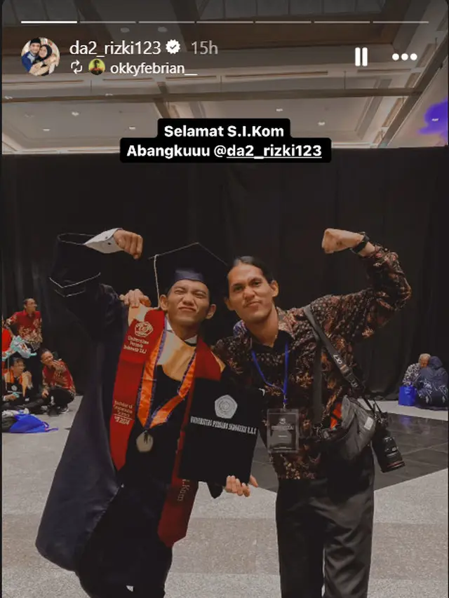6 Potret Wisuda Rizki DA Didampingi Hersa Rahayu,