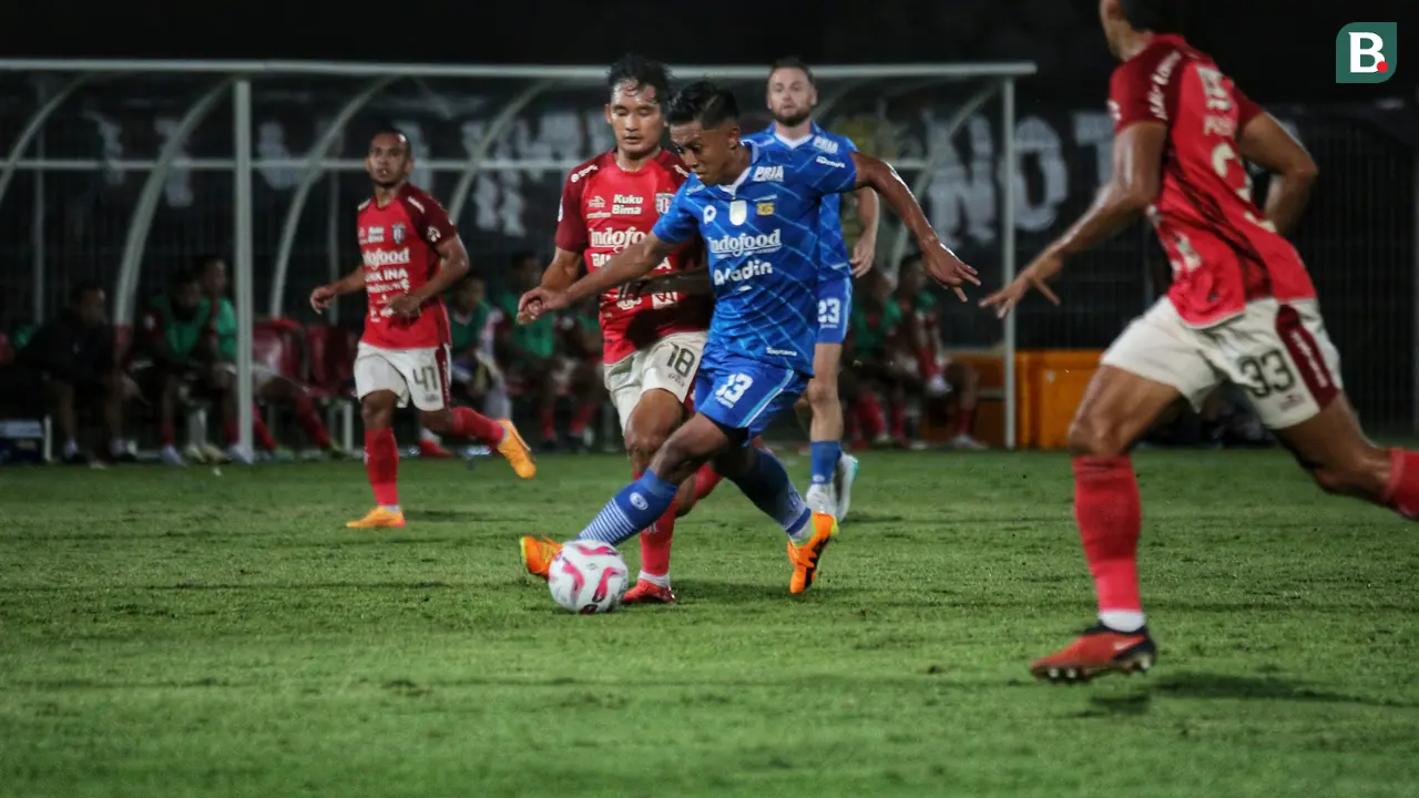 FOTO Bali United vs Persib