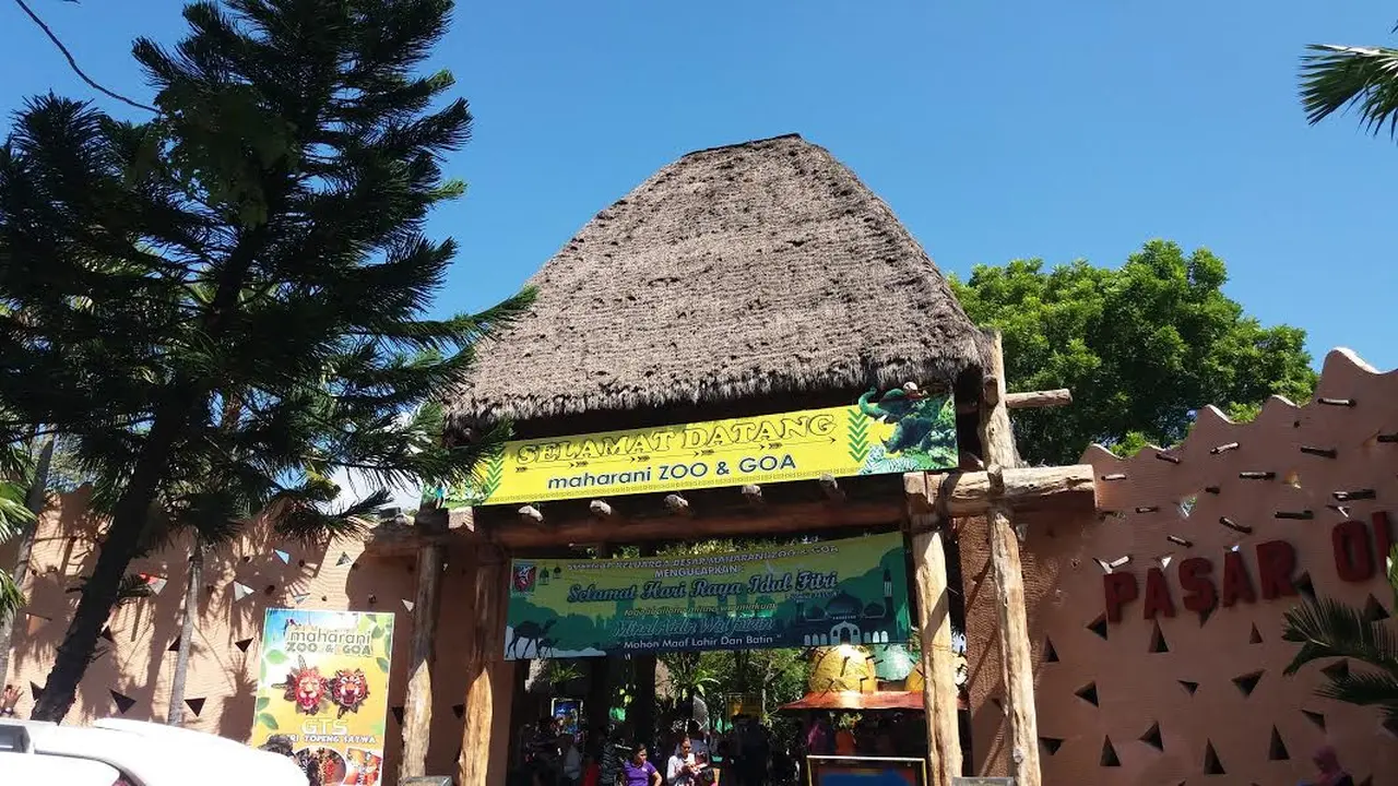 Maharani Zoo Lamongan