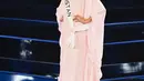 Erica Robin, di final Miss Universe 2023, justru memilih berjalan dengan kaftan selama babak 20 finalis pada sesi pakaian renang. [@ericarobin_official]