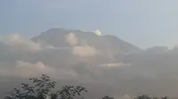 Kepada pemuka agama Hindu itu, penunggu Gunung Agung mengungkapkan dua alasan dia 'marah'. (Liputan6.com/Dewi Divianta)