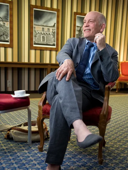 Memang merupakan hal yang aneh untuk membuat film yang baru bisa dilihat 1 abad lamanya, aktor ‘Red’ ini bahkan sudah menetapkan tanggal rilis film itu, yakni  18 November 2115.  Film ini pun sudah memiliki judul, ‘100 Years’. (Bintang/EPA)