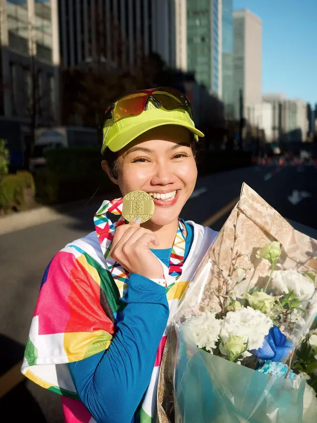 8 Potret Yura Yunita Ikut Tokyo Marathon 2024, Suami Beri Dukungan