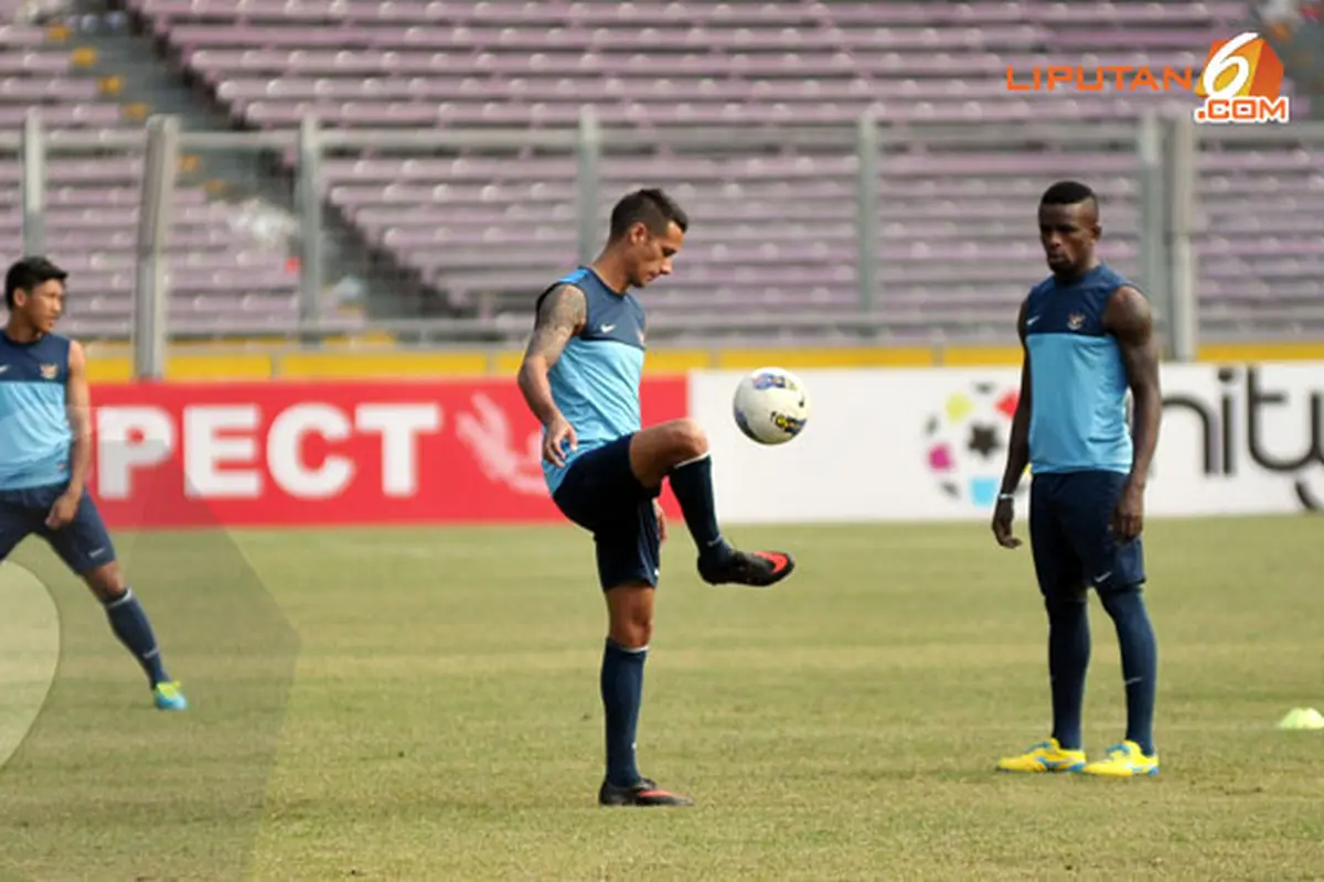 timnas-latihan-galeri-2-131014b.jpg