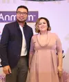 Setelah menanti hampir delapan tahun, pasangan Cynthia Lamusu dan Surya Saputra akhirnya dikaruniai momongan. Melalui program kehamilan, pasangan ini berhasil dan mendapatkan bayi kembar. (Adrian Putra/Bintang.com)