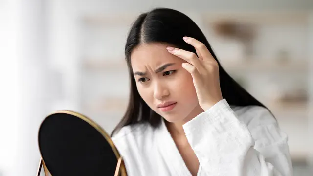Rajin Skincare tapi Wajah Masih Breakout? Bisa Jadi Kebiasaan Sepele Ini Penyebabnya 