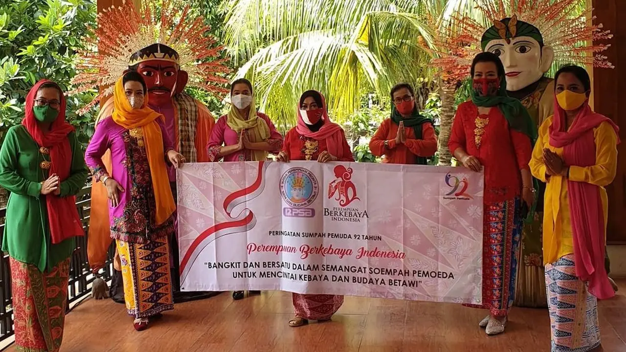 Perempuan Berkebaya Indonesia dan Ikatan Perempuan Pecinta Seni Betawi