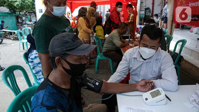Vaksin di Pasar Gang Kancil