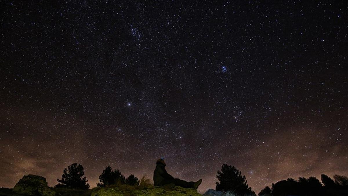 The Best Way to See the 2023 Geminid Meteor Shower in Indonesia World