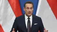 Wakil Kanselir Austria, Heinz-Christian Strache yang diduga mundur akibat skandal korupsi. (AFP)