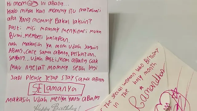 Potret Kejutan Ulang Tahun Fairuz A Rafiq dari Suami dan Anak (credit: instagram/fairuzarafiq)