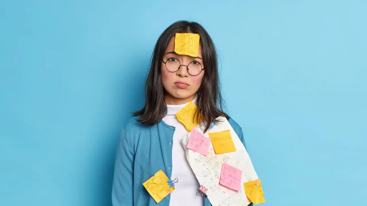 Manfaat Brain Dump yang Bikin Pikiran Lebih Tenang (photo by freepik.com)