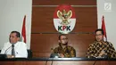Jubir KPK Febri Diansyah memberi keterangan pers LHKPN 2018 terhadap para pejabat di gedung KPK Jakarta, Senin (14/01). Pelaporan paling rendanh yaitu dari legislatif, eksekutif, yudikatif, BUMN dan BUMD. (merdeka.com/Dwi Narwoko)