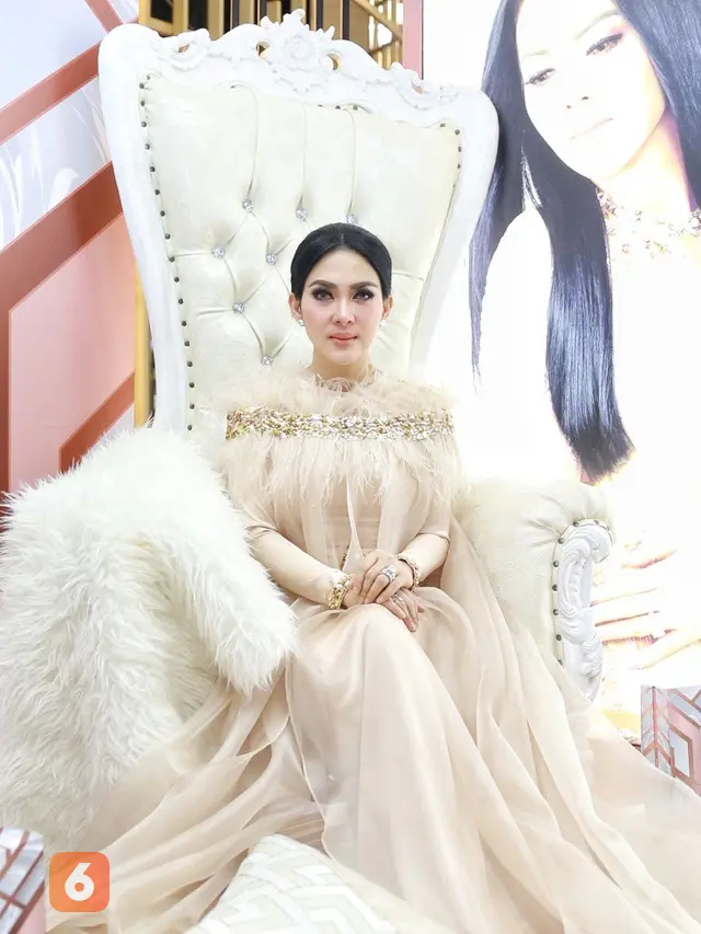 [Bintang] Syahrini