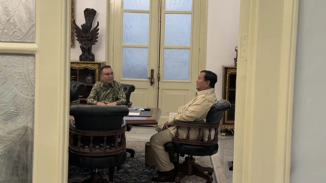 Presiden Prabowo Subianto menerima Wakil Ketua DPR RI Sufmi Dasco Ahmad di Istana Merdeka, Jakarta.