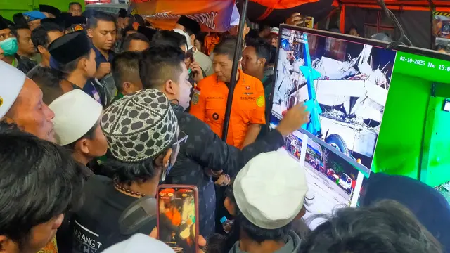 Ponpes Ambruk di Sidoarjo
