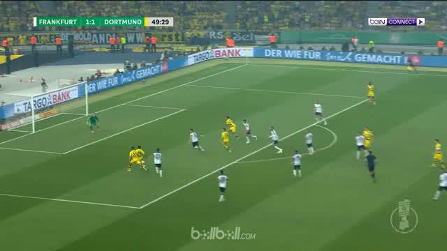 Berita video gol mengejutkan Ousmane Dembele untuk Borussia Dortmund di final DFB Pokal. This video presented by BallBall.