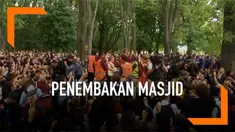 Ratusan siswa dari berbagai sekolah di Selandia Baru melakukan penjagaan terhadap korban penembakan.