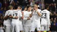 Para pemain Real Madrid merayakan gol ke gawang Malmo pada laga di Santiago Bernabeu, Madrid, 8 Desember 2015. (AFP/Pierre-Philippe Marcou)