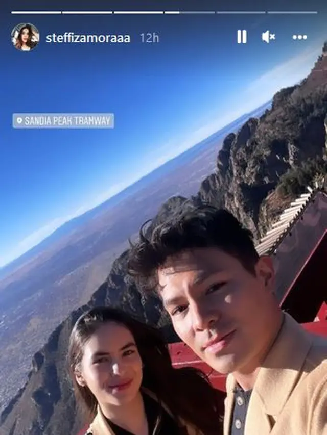 6 Potret Liburan Steffi Zamora dan Fero Walandaouw di Amerika, Tampil Mesra