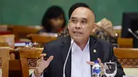 Anggota Komisi XI DPR RI Heri Gunawan menyoroti perekonomian nasional pada triwulan I tahun 2018 ini masih diwarnai merosotnya daya beli masyarakat.