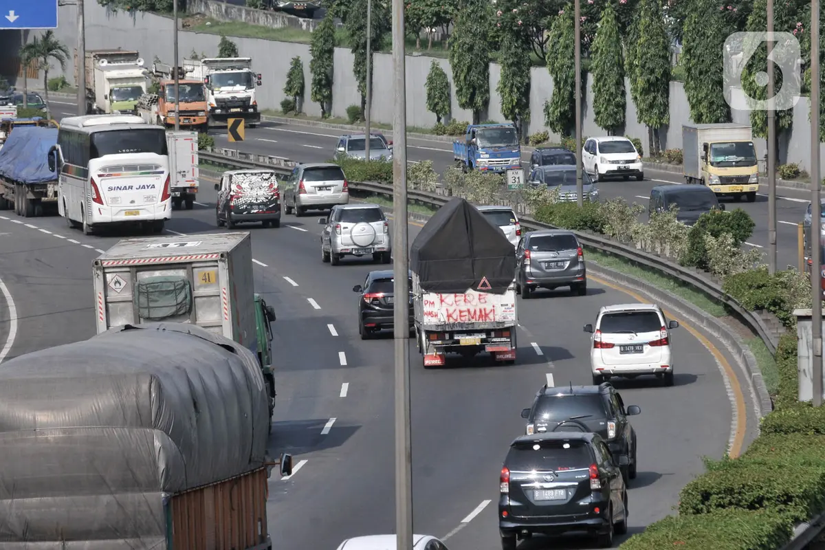FOTO: Ada Larangan Mudik, Jalan Tol Dibatasi Mulai 24 April 2020