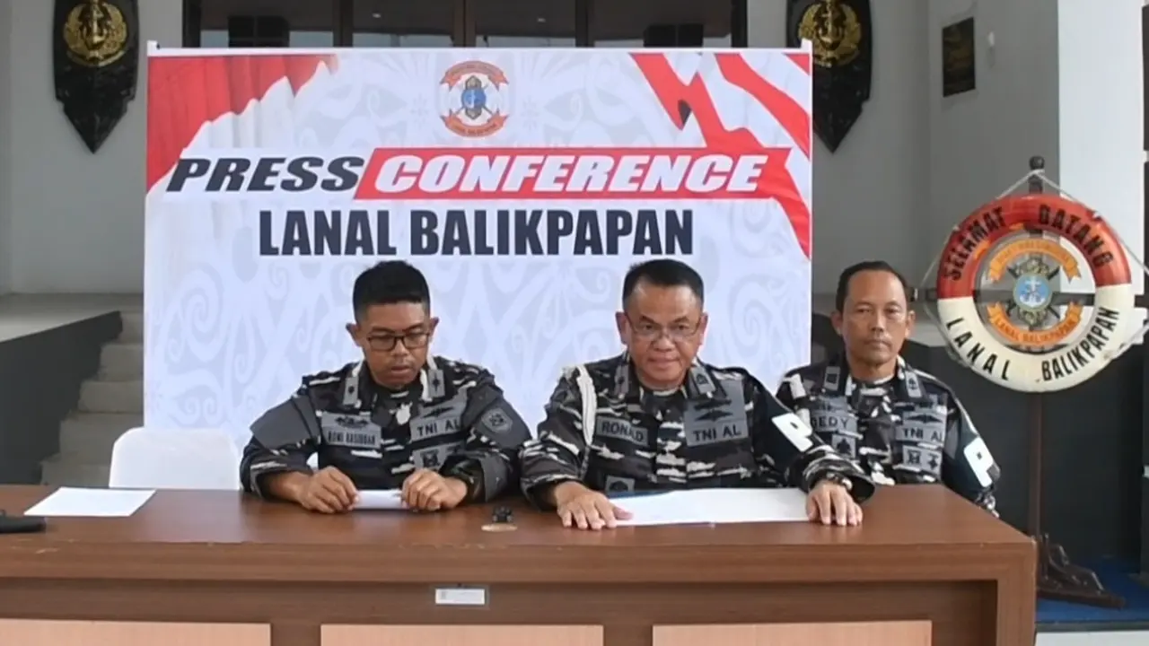 Mayor Laut (PM) Ronald Ganap, Dan Denpom Lanal Balikpapan ungkap seorang anggota TNI AL diduga terlibat pembunuhan seorang jurnalis.